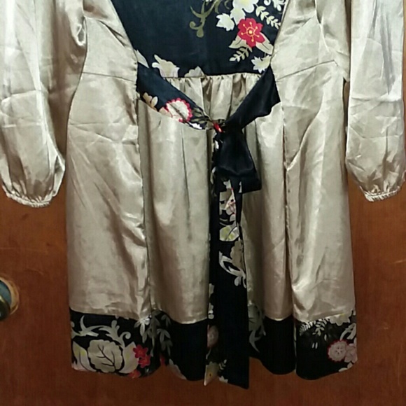 Top - Picture 5 of 8